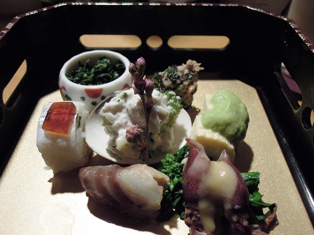 端正な盛り付けだ_御食事処乃・福松