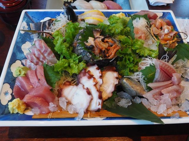 どっかん大漁盛り_海の花