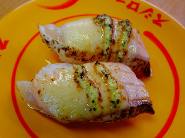 炙りサーモンバジルチーズ_スシローOSC湘南シティ店