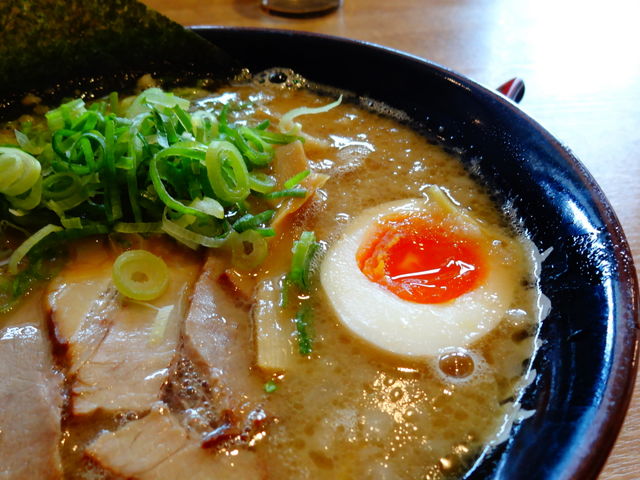 濃厚豚骨らぁめん_まるいちらぁめん 東舞鶴店