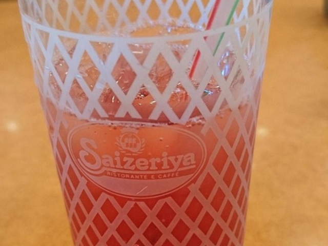 ドリンクバァ_サイゼリヤ ワンダーシティ店