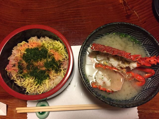 ちらし寿司とお味噌汁_割烹 庖丁