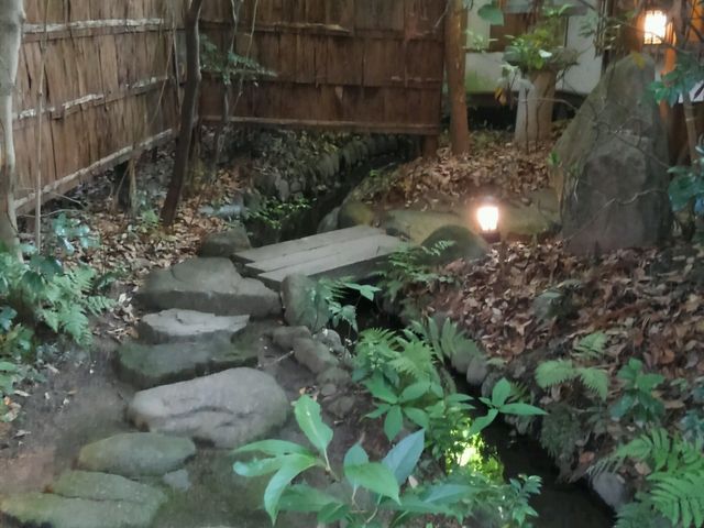 蓮魚庵アプローチ_大丸別荘