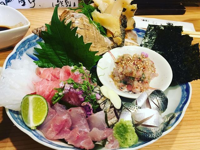 刺身盛り合わせ_味彩しん家
