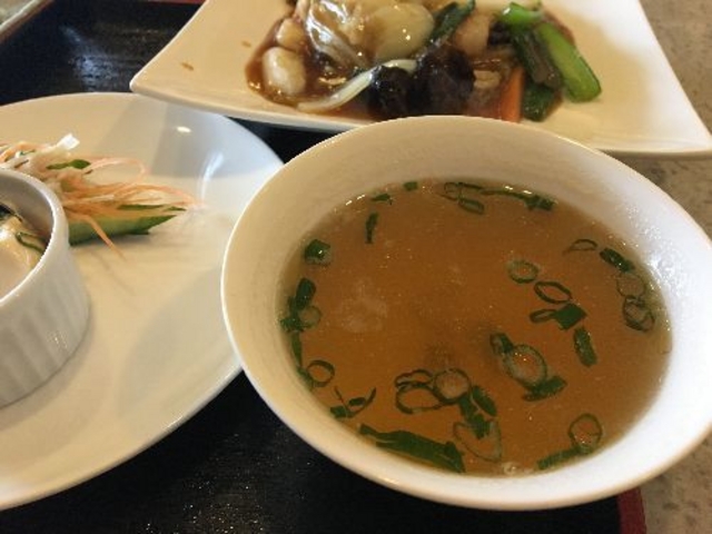 ランチ_明宝飯店