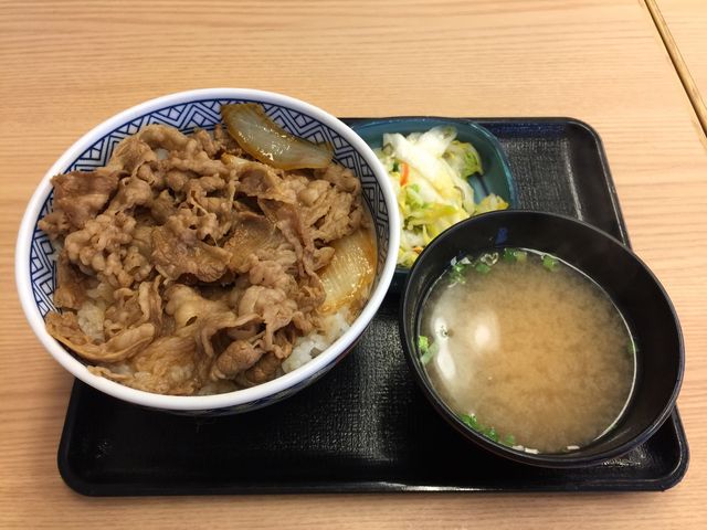 牛丼の味噌汁おしんこセット_吉野家相模原店