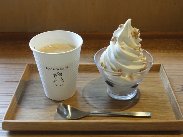ナラヤカフェ