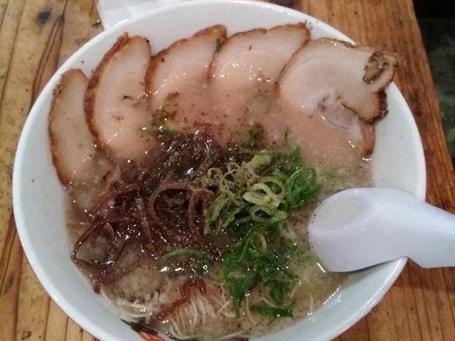 チャーシュー麺_元祖博多だるま 博多デイトス店