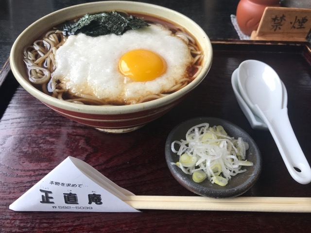 今回頂いたとろろ蕎麦
お出汁も美味しくて完食でした_正直庵