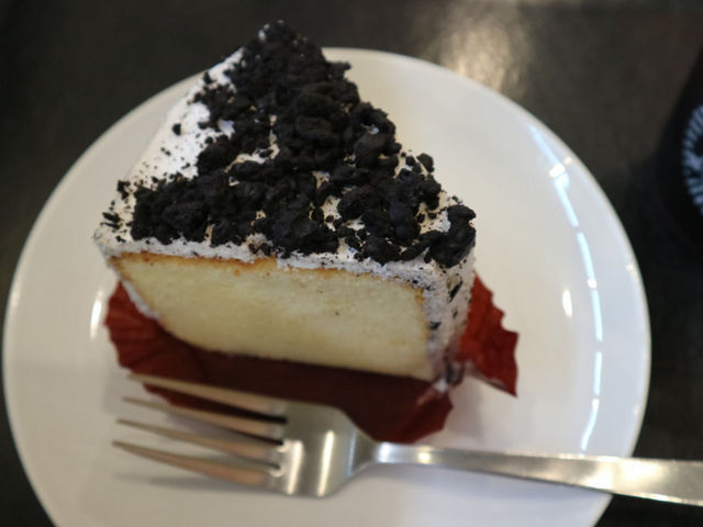 ケーキも美味しい_スターバックス・コーヒー 南条サービスエリア(上り線)店