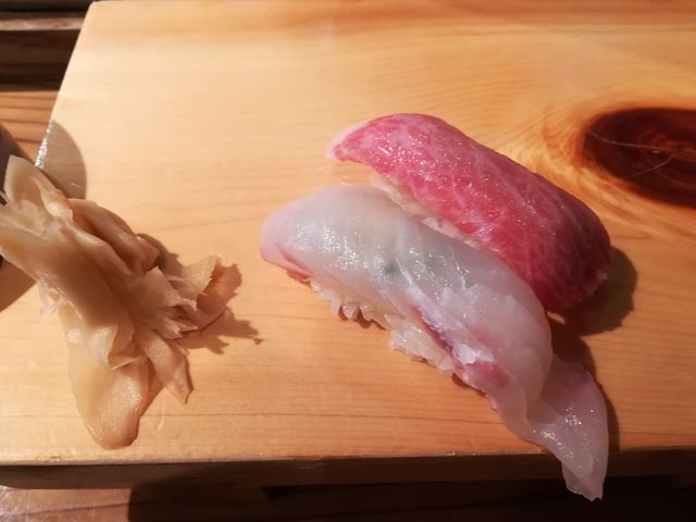 ネタも大きいです_鶴寿し
