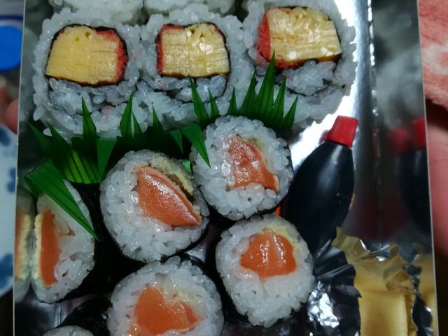 お土産に(^v^)_鶴寿し