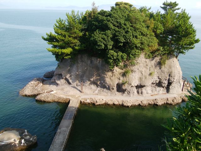 島_湯の児島