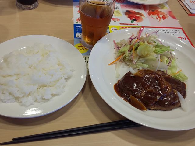 ランチです_ガスト 西尾店