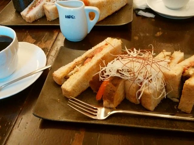 マーボーナスのサンド_ヒロコーヒー 本店