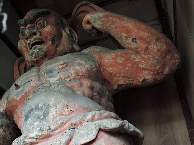 阿形像_木造金剛力士像
