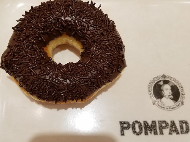 チョコレートドーナツ_POMPADOUR クイーンズスクエア横浜店