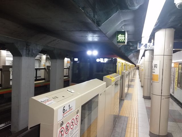 銀座線_東京メトロ銀座線外苑前駅