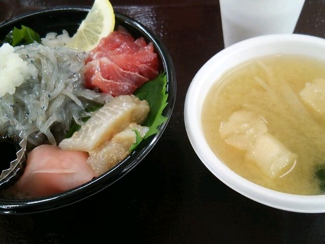 生しらす丼_海鮮館