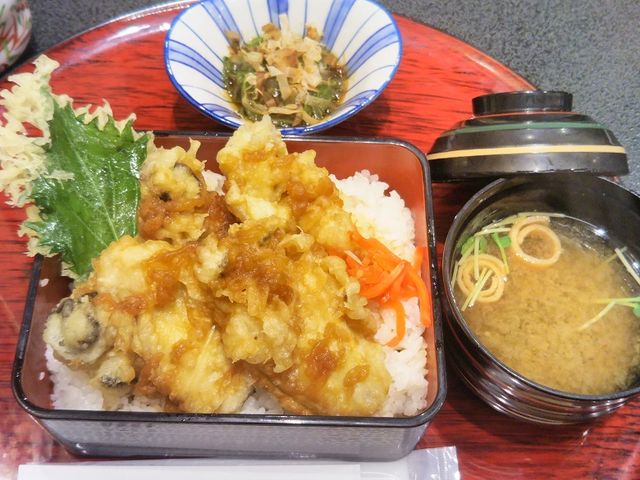 牡蠣天重_はしもと