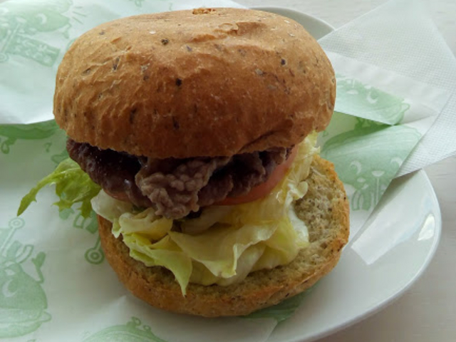 リッチな値段バーガー_リッチバーガーファクトリー 徳島空港店