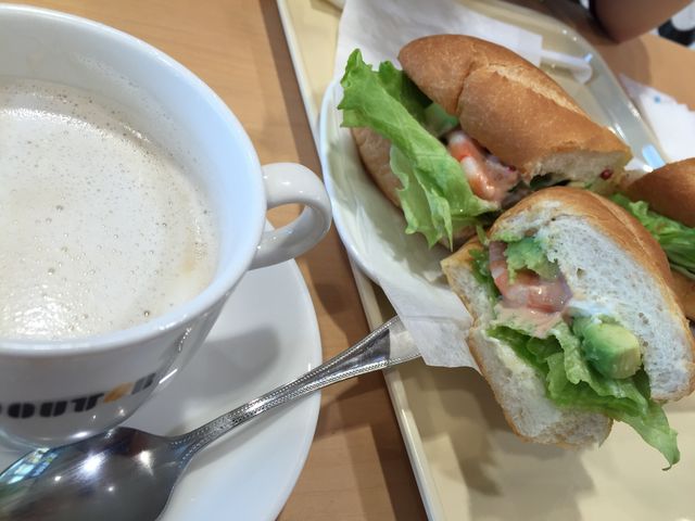 ドトールのミラノサンド。なぜか具がこぼれず食べやすいのもお気に入り。_ドトールコーヒーショップ イオンモール倉敷店