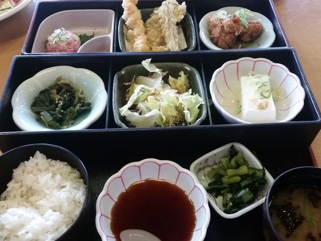 旬菜定食_和食れすとらん天狗稲毛海岸店
