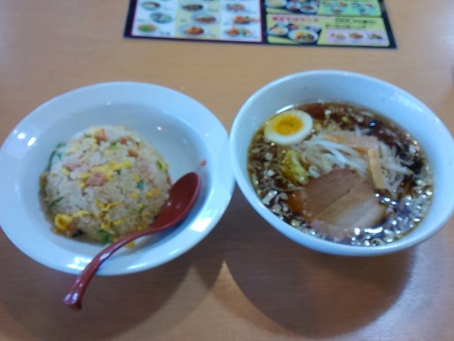 Dセットの1例:ラーチャンセット_中国料理 味神館