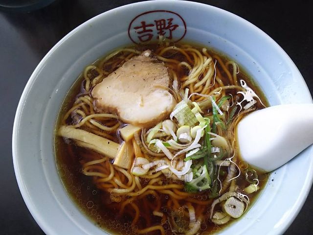 ラーメン_吉野ラーメン