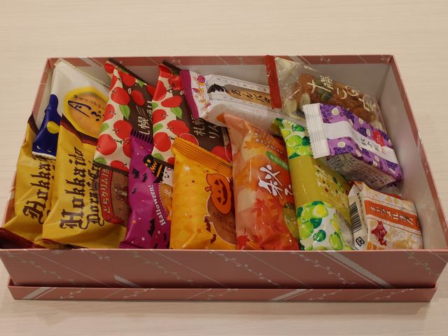 お菓子の詰め合わせ_柳月 札幌エスタ店