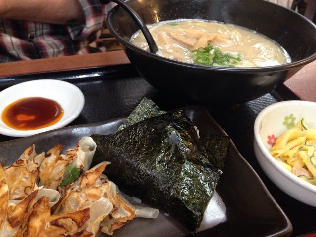 ボリューム満点です_長浜ラーメン小太郎 諫早バイパス店