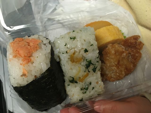 ミニ弁当_おにぎり処 こんがりや