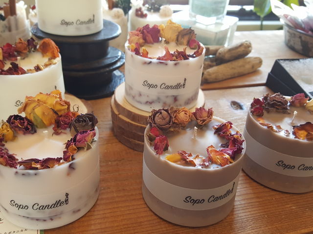 ソイワックスのボタニカルキャンドル
こんなキャンドルの体験もできます_Sopo Candle
