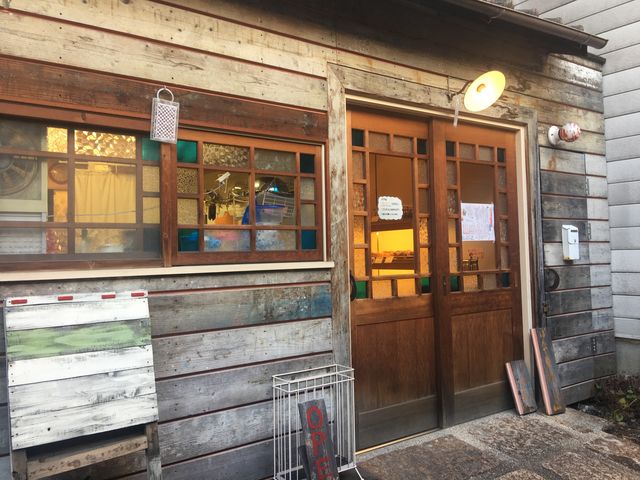 外観_ぱんや東條