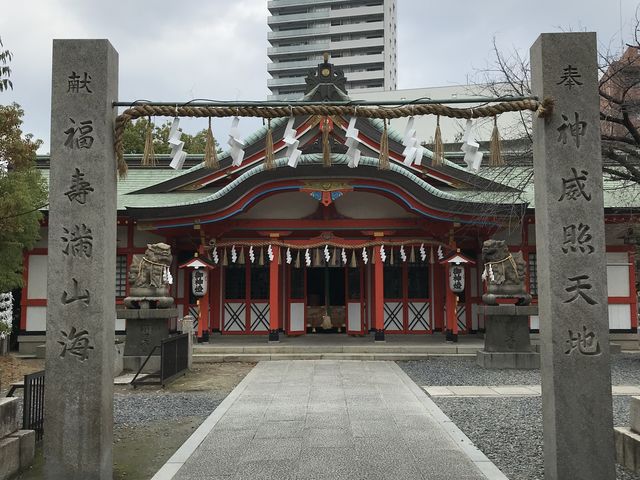 本殿_玉造稲荷神社
