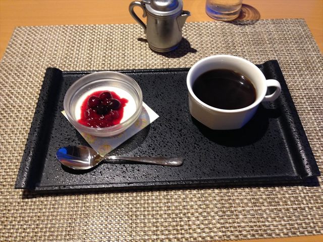 夕食のデザート_ラフォーレ 箱根強羅 湯の棲 ダイニング旬菜蔵