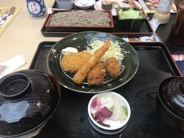 ミックスフライランチ_華屋与兵衛春日部南店