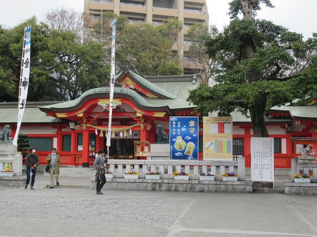 朱色もまぶしい社殿_金神社