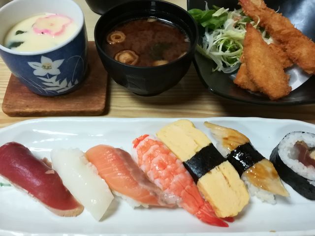 ボリューム満点ランチ_ぎふ初寿司 愛岐分店