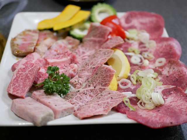 盛り合わせ法がかわいく崩すのがもったいない_河伯菜館