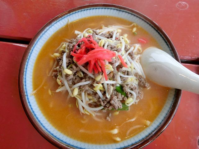 味噌そば 人気ナンバー1_パーラースリーピース