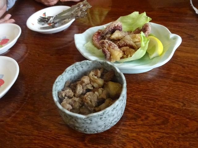 牛すじ煮込みとタコのから揚げ_大公志筑店