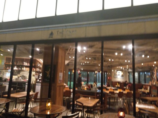外観です_THE CAMP CAFE & GRILL(ザ・キャンプ カフェ&グリル)