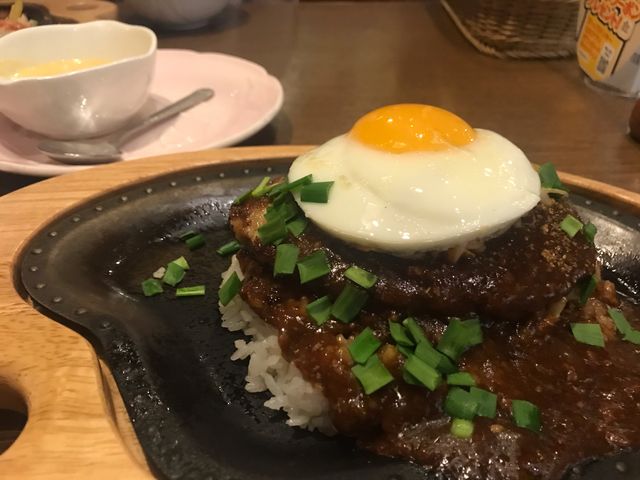 麻婆味バーグ_びっくりドンキー黒崎店