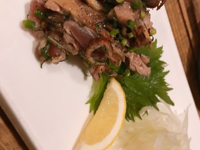 これ、さつま地鶏のたたき、たのむべし!_闘魂居酒屋 鉄人
