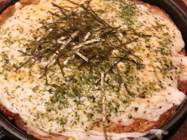 山芋チーズ鉄板!_闘魂居酒屋 鉄人