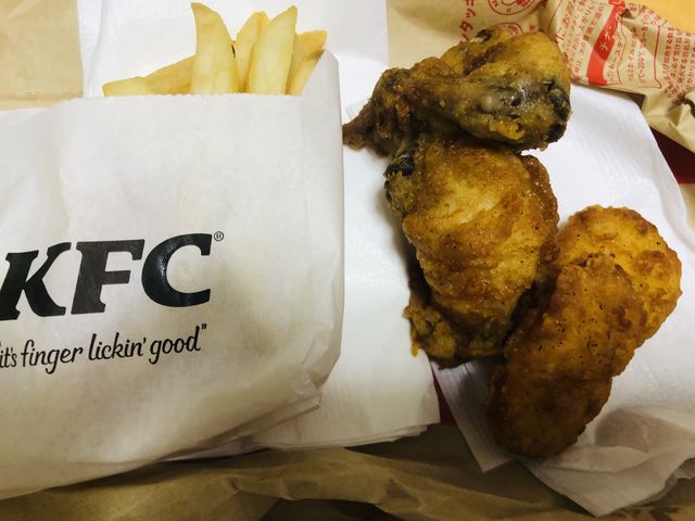 ポテトとチキンとナゲット_ケンタッキーフライドチキンモリタウン昭島店