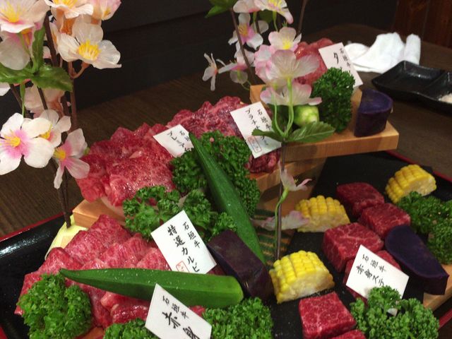 ステキな盛り付け!_焼肉ちょうしゅう 石垣島本店
