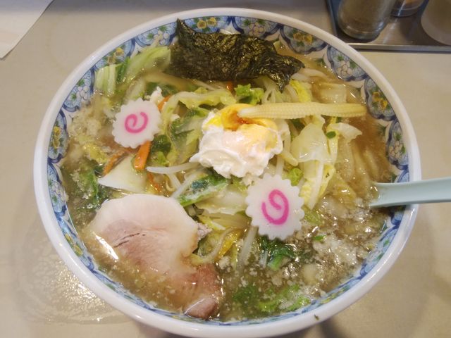 出されてすぐにとても全部は食べきれないなと覚悟しました。_集来