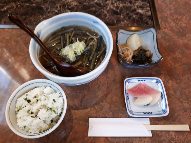 ごちそうさま_座りや